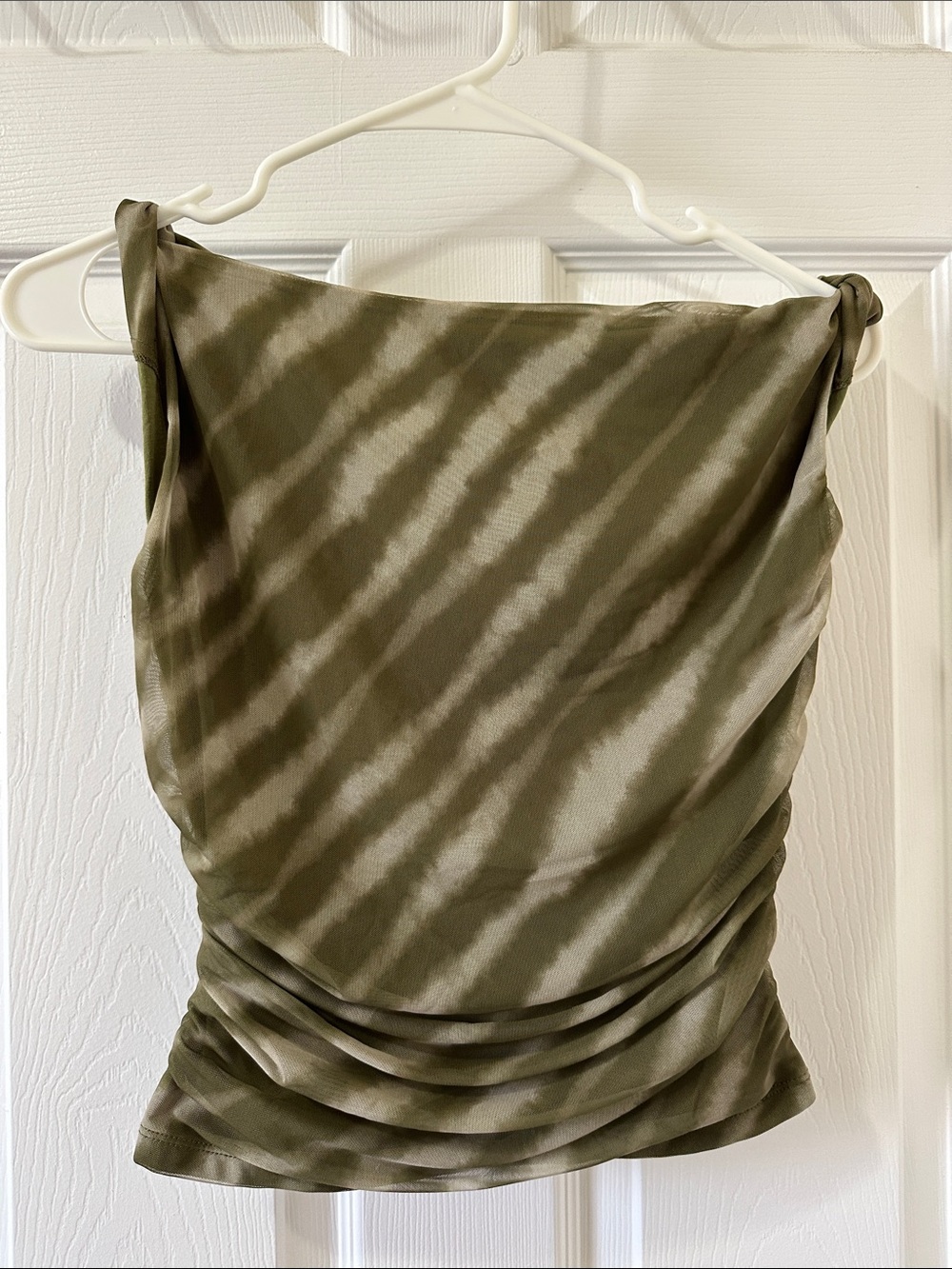 Asymmetrical Twist Top